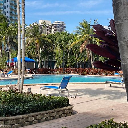 Sunny Isles, Beach Life! Parking Included Miami Beach Luaran gambar